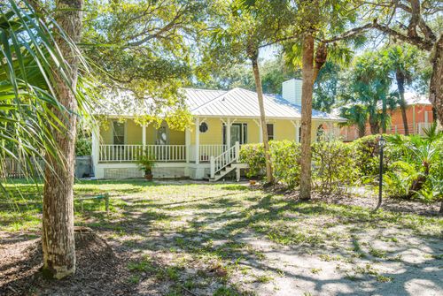 1941 W Shell Ln, Vero Beach, FL, 32963-4551 | Card Image