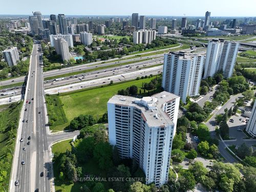 1515-50 Graydon Hall Drive, North York, ON, M3A3A5 | Card Image