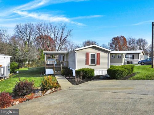 5 Anne Ave, LEBANON, PA, 17042-7193 | Card Image