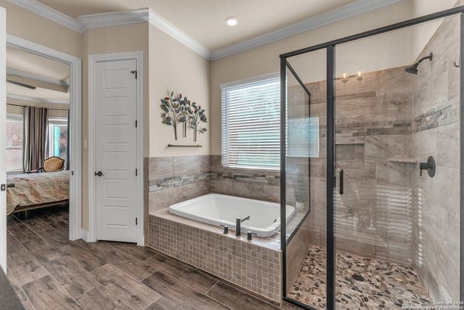 663 Private Road 1712, House other with 3 bedrooms, 3 bathrooms and null parking in Mico TX | Image 48