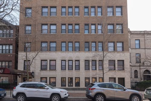 701-817 W Lakeside Pl, Chicago, IL, 60640-6639 | Card Image