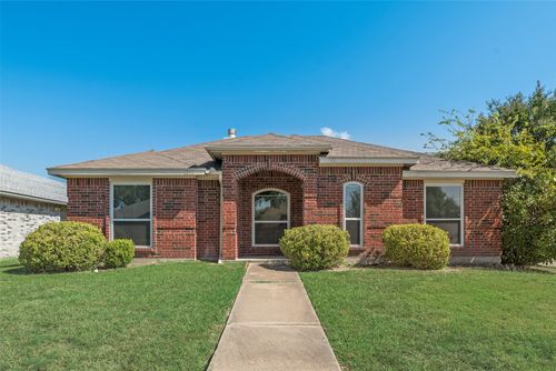 2832 Hidden Springs Dr, Mesquite, TX, 75181-4001 | Card Image