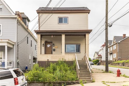 2318 Eccles St, Pittsburgh, PA, 15210-1866 | Card Image