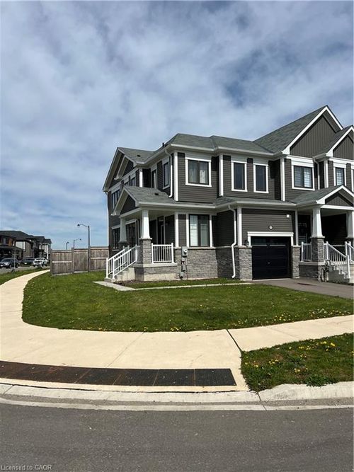170 Whithorn Crescent, Caledonia, ON, N3W0E5 | Card Image