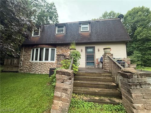 6 Omalia Dr, Mineral Ridge, OH, 44440-9616 | Card Image