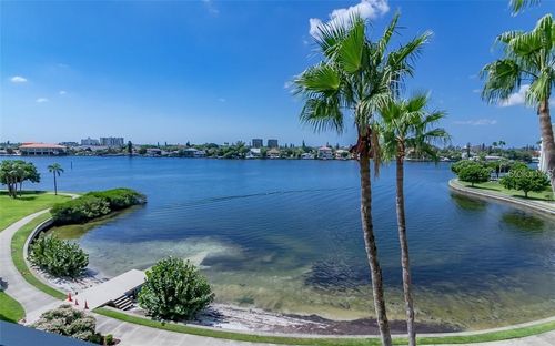 402-7902 Sailboat Key Blvd S, South Pasadena, FL, 33707-6390 | Card Image