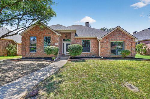 1424 Mayflower Ln, Lewisville, TX, 75077-3706 | Card Image