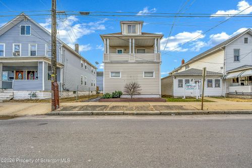 75 Oxford St, Hanover Twp, PA, 18706-3339 | Card Image