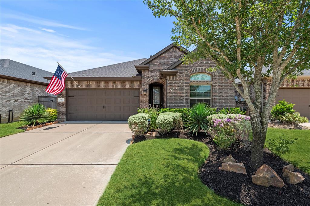 Hickory Manor Ln, Fulshear, TX 77441