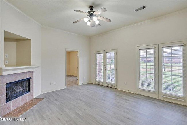 702 Trinity Ln | Image 5