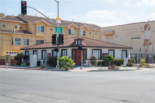 4394 30th, San Diego, CA, 92104 | Card Image