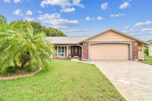 12101 Meadowbrook Ln, Bayonet Point, FL, 34667-2650 | Card Image