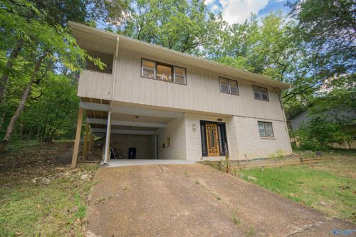 10038 Torino Dr Se, Huntsville, AL, 35803-1122 | Card Image