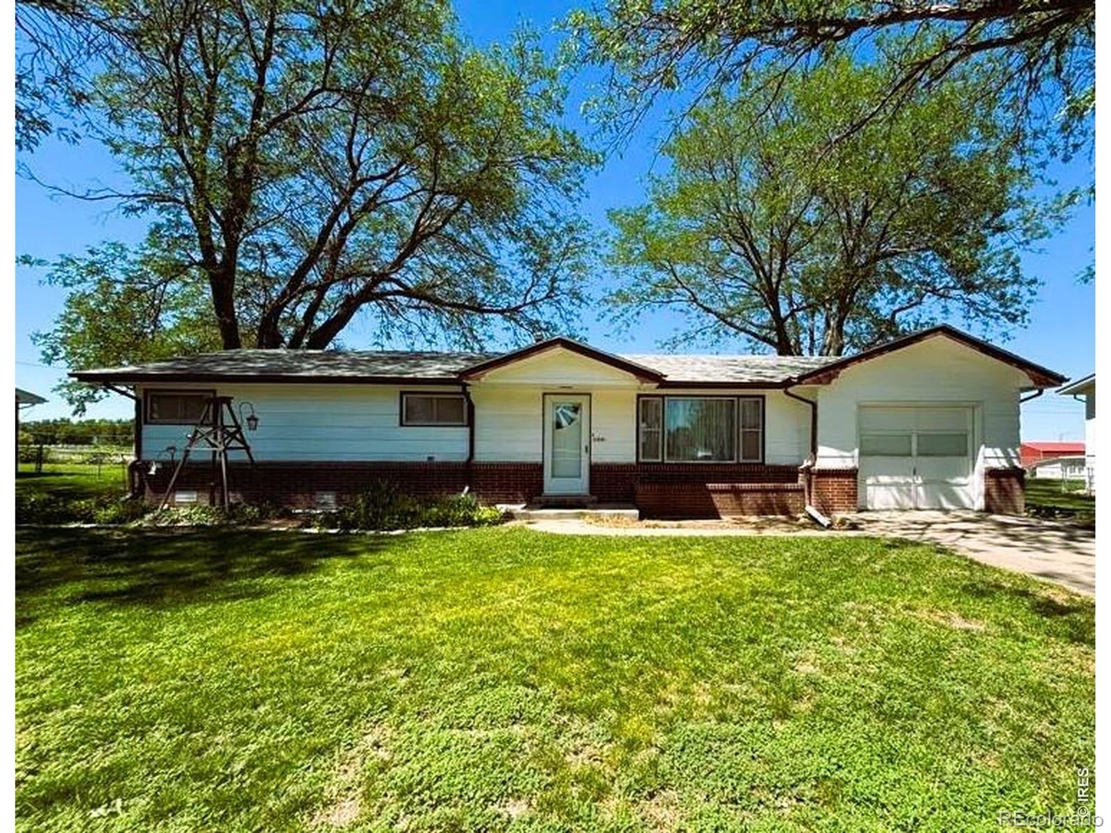 Residential in Sterling