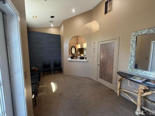 380-3434 Villa Lane, Napa, CA, 94558 | Card Image