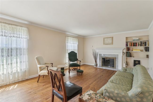 Gas log Fireplace with marble surround. | Image 5