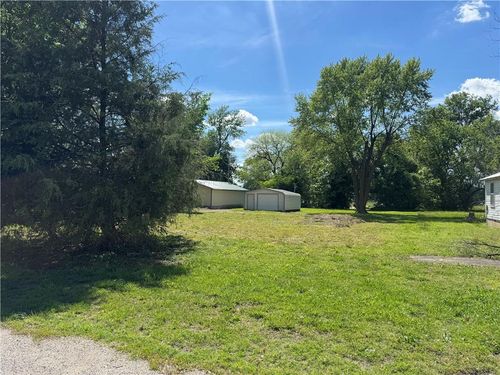 311 N Magnolia Ave, Columbus, KS, 66725-1229 | Card Image