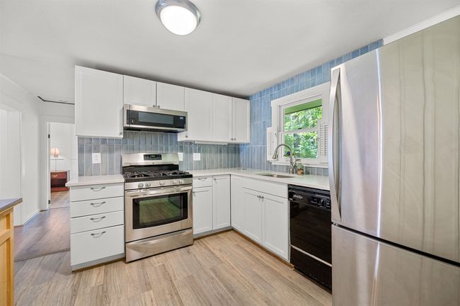 184 W Loop Rd, House other with 3 bedrooms, 2 bathrooms and null parking in Elmore VT | Image 7