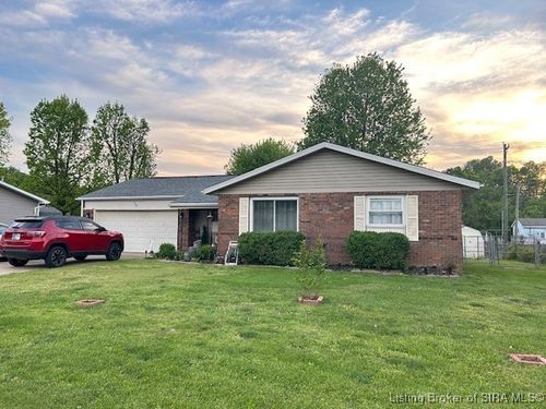 729 32nd St, Tell City, IN, 47586-2643 | Card Image