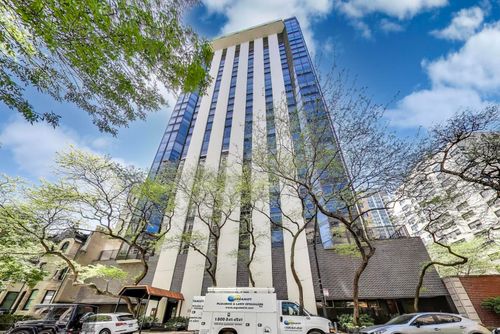 9d-1310 Ritchie Ct, Chicago, IL, 60610-4955 | Card Image