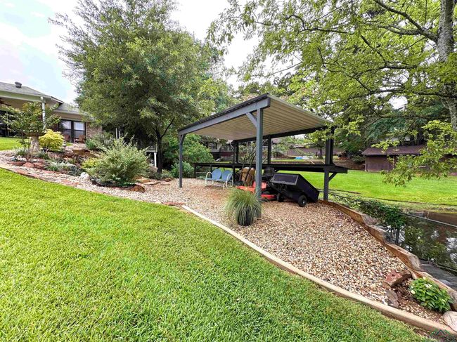 2012 W Lake Dr, House other with 3 bedrooms, 2 bathrooms and null parking in Gladewater TX | Image 14