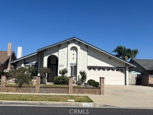 2611 S Bon View Ave, Ontario, CA, 91761-6809 | Card Image