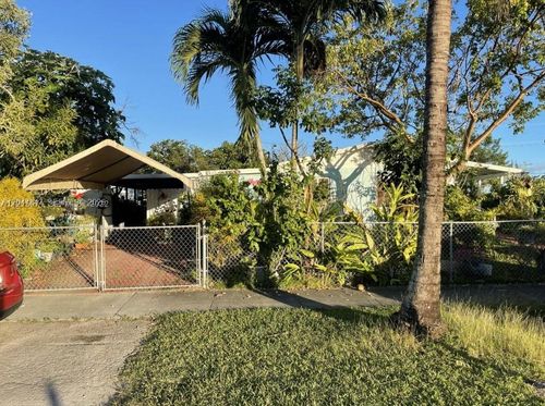 30211 Sw 148th Pl, Homestead, FL, 33033-3836 | Card Image