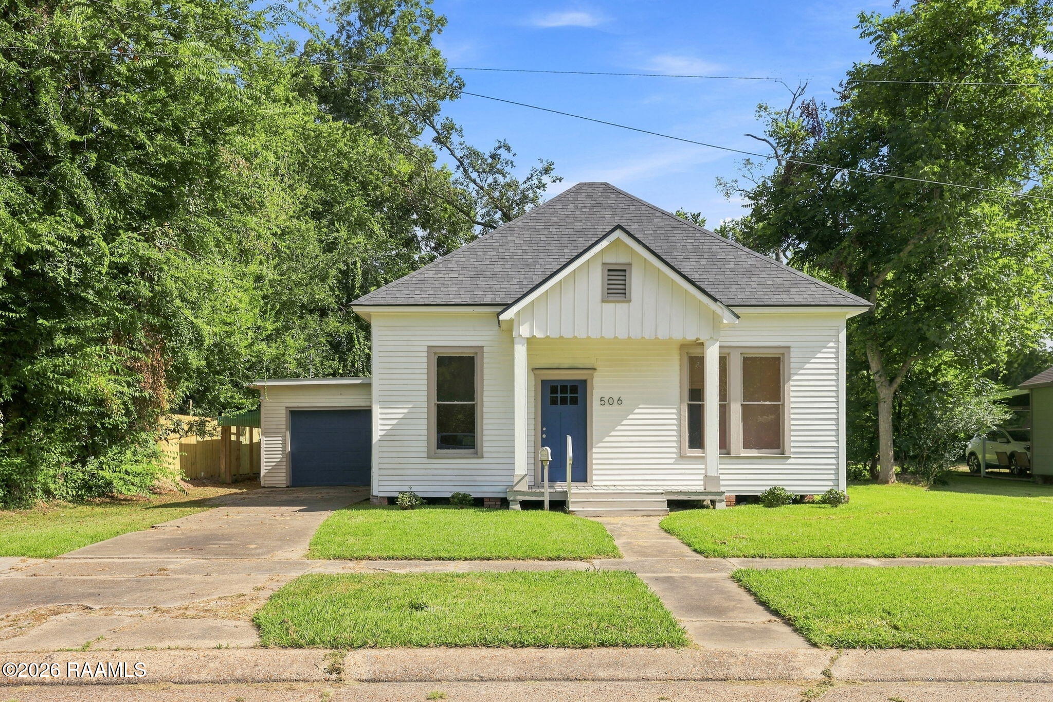 Residential in Jennings