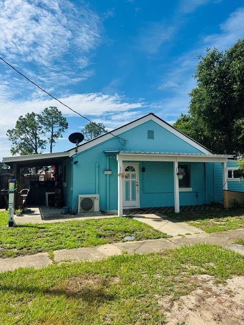 50-1 E Pine St, Carrabelle, FL, 32322 | Card Image