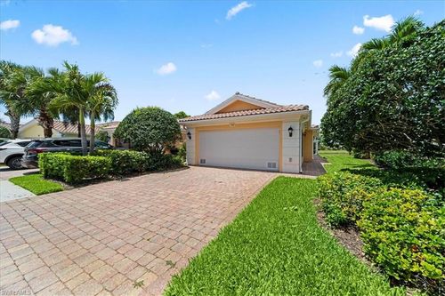 7558 Rozzini Ln, NAPLES, FL, 34114-2673 | Card Image