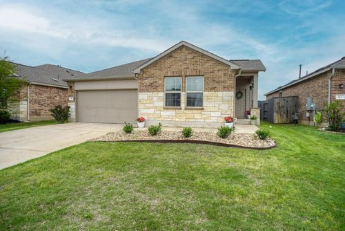 121 George Kimble Cv, Bastrop, TX, 78602-2077 | Card Image