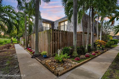 1-375 S Waverly Pl, Vero Beach, FL, 32960-6897 | Card Image