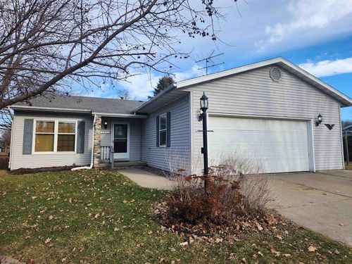 1208 Victoria Circle, Baraboo, WI, 53913 | Card Image