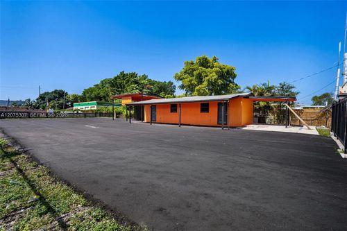 5960 Nw 27th Ave, Miami, FL, 33142-2206 | Card Image