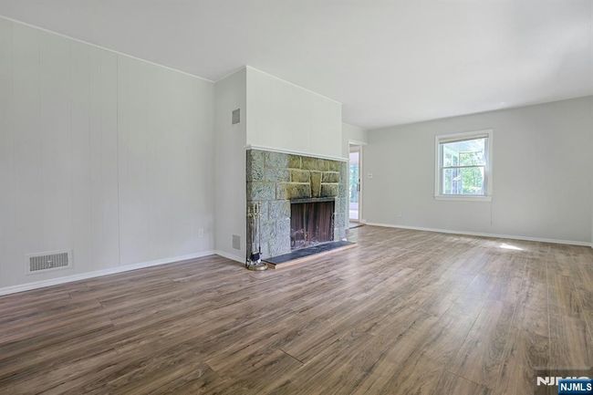 8 Autumn Ln, House other with 3 bedrooms, 1 bathrooms and null parking in Old Tappan NJ | Image 11