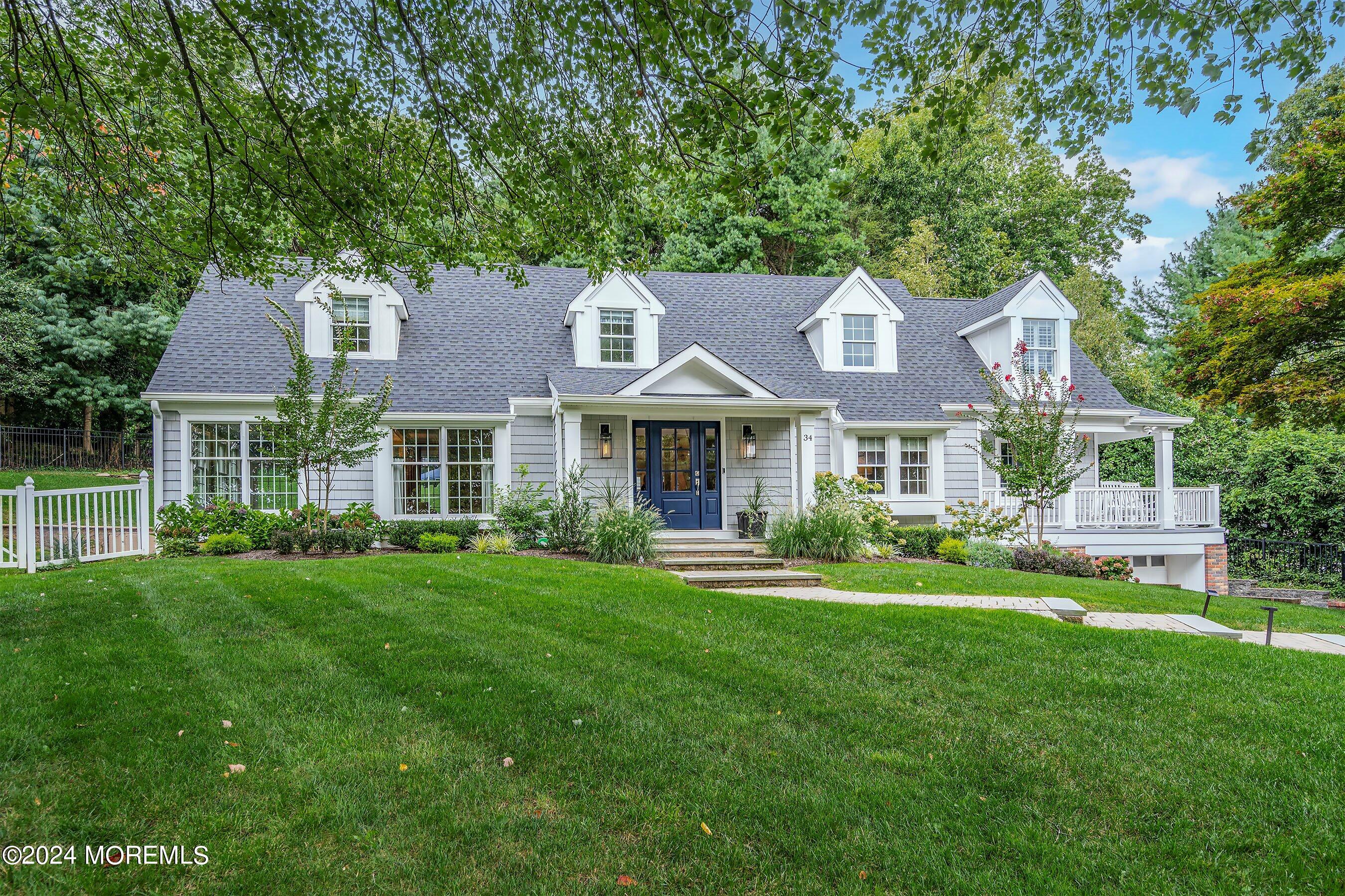 Crest Dr, Little Silver, NJ 07739