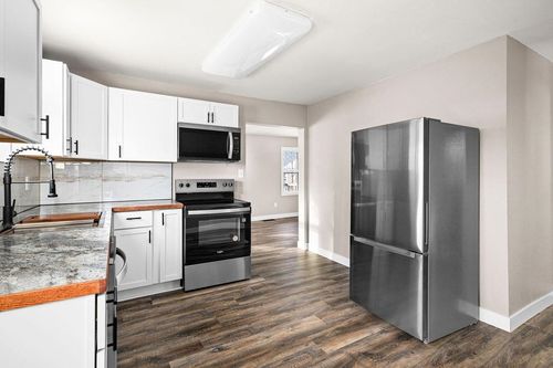 320 20th St, Cloquet, MN, 55720-2123 | Card Image