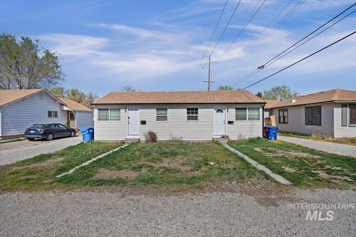 467 & 471 Borah Ave, Twin Falls, ID, 83301-4728 | Card Image