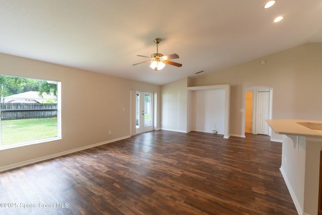 466 Olney St Sw, House other with 3 bedrooms, 2 bathrooms and null parking in PALM BAY FL | Image 21
