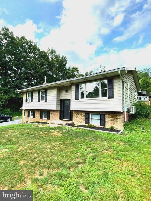 173 Bossinger Rd, LEWISTOWN, PA, 17044-8300 | Card Image
