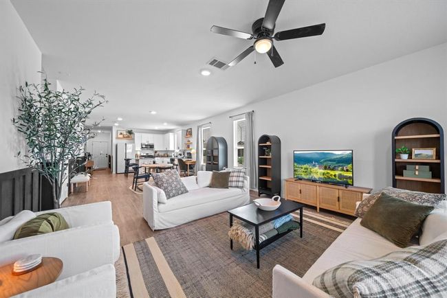 17707 Seed Drill Ln, House other with 4 bedrooms, 2 bathrooms and 2 parking in Hockley TX | Image 8