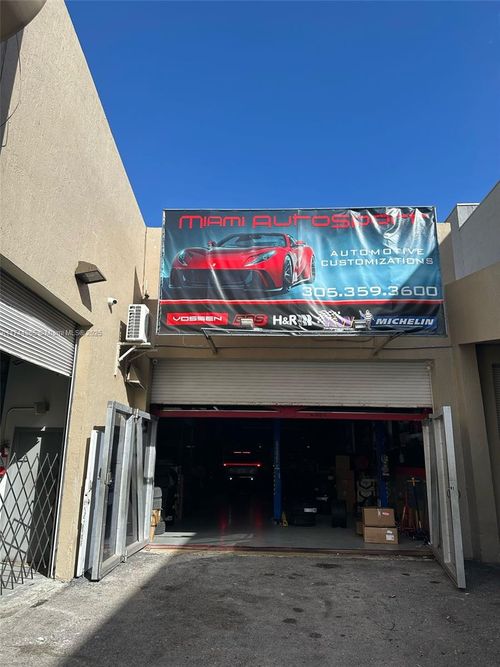 ste-100a-10200 Nw 25th St, Doral, FL, 33172-5919 | Card Image