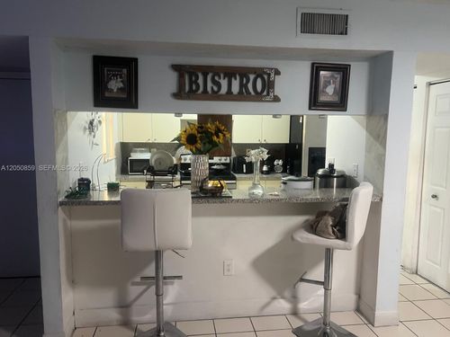 101-590 Nw 114th Ave, Sweetwater, FL, 33172-4706 | Card Image