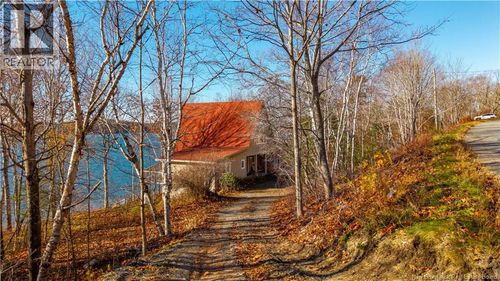 178 Hills Point Rd, Oak Bay, NB, E3L4J7 | Card Image