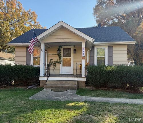 1224 W Jefferson St, Vandalia, IL, 62471-1504 | Card Image