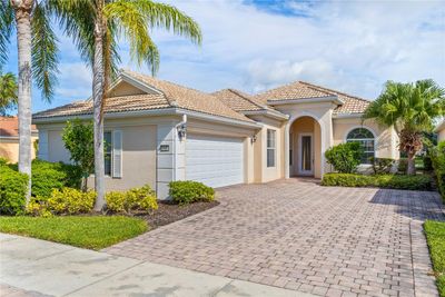 13180 Ipolita Street, House other with 3 bedrooms, 3 bathrooms and null parking in Venice FL | Image 1