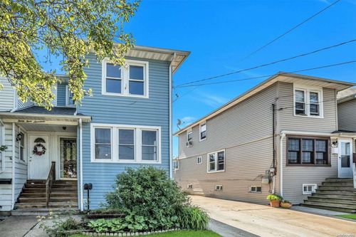 3319 Murdock Ave, Oceanside, NY, 11572-3613 | Card Image