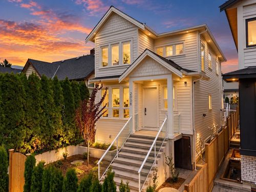 2008 Westview Dr, North Vancouver, BC, V7M3B2 | Card Image