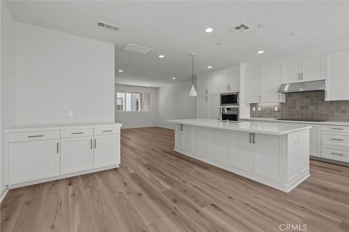 2524 Elderberry Ln, Carlsbad, CA, 92008-3885 | Card Image