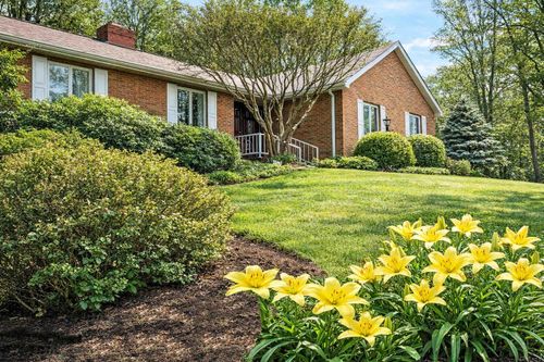 959 Southpoint Circle, Morgantown, WV, 26505 | Card Image